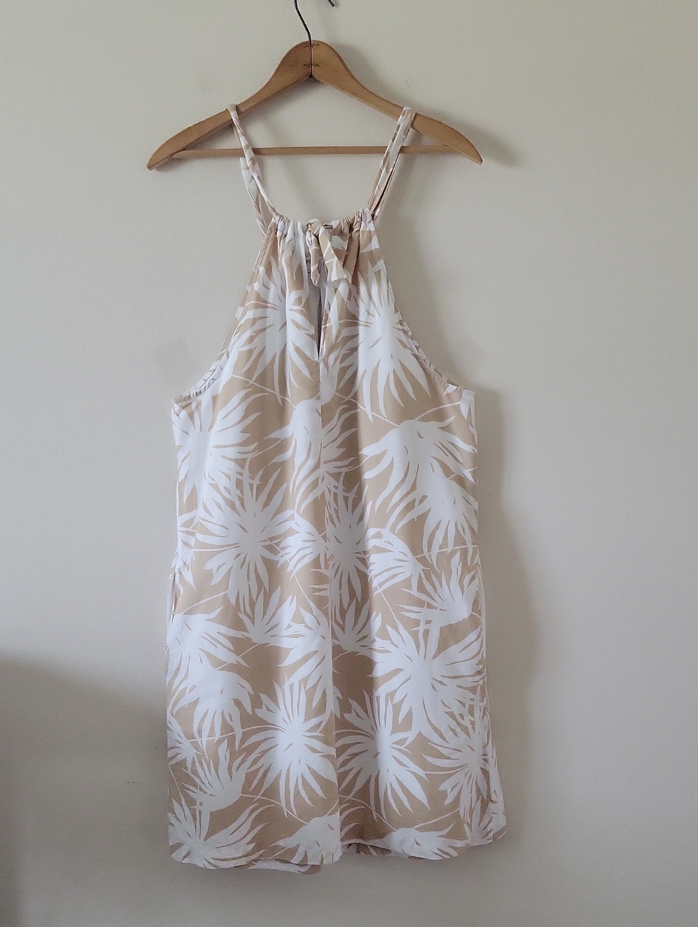 Gap Tan White Linen Tie Back Halter Palm Print Shift Dress Size 14TALL - Picture 4 of 7